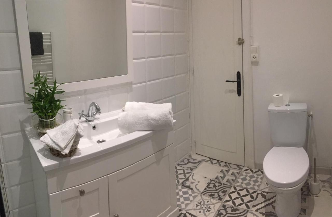 Les Terrasses D'Angouleme Bed & Breakfast ภายนอก รูปภาพ